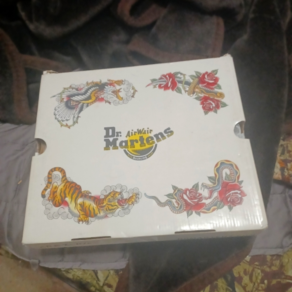 Dr martens grez tattoo series